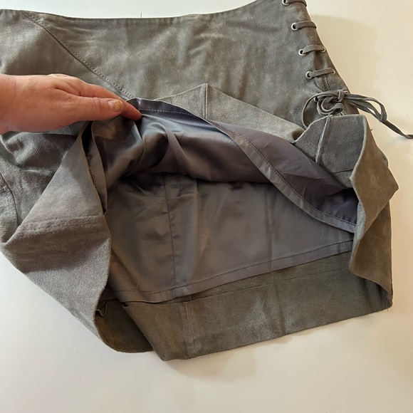 BLANKNYC 100% Leather Real Suede Front Faux Wrap Lace Side Detail Mini Skirt 27 - Picture 7 of 15